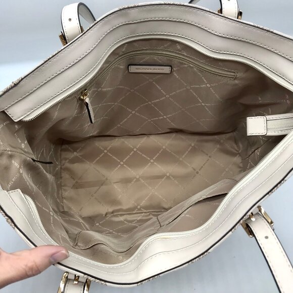 Michael Kors Signature Canvas Natural Beige Aria Tote - Picture 12 of 12